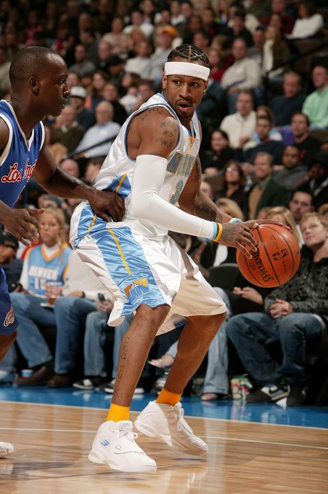 持与进攻选 持与进攻选