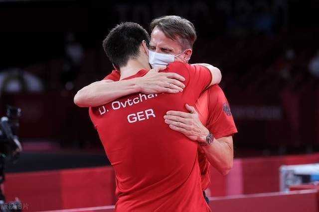 让菲律宾球 让菲律宾球