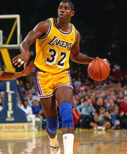 迅速成为联 迅速成为联